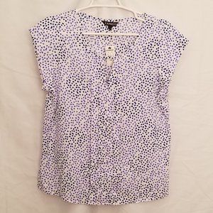 Express NEW w/Tags Cap Sleeve Keyhole Blouse, front pleat